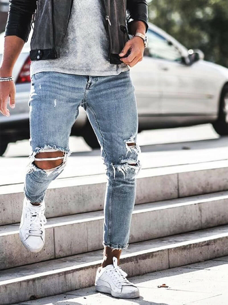 Velovia Distressed Jeans